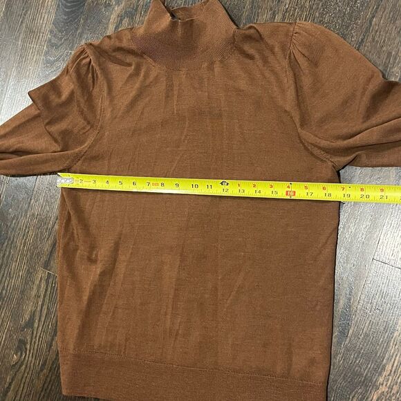 J Crew Tie Neck Turtleneck Sweater Women’s Medium Brown Merino Wool Preppy - Picture 8 of 8